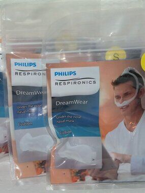 LOT OF 3 Philips Respironics Dreamwear Small Nasal Cushion 1116740